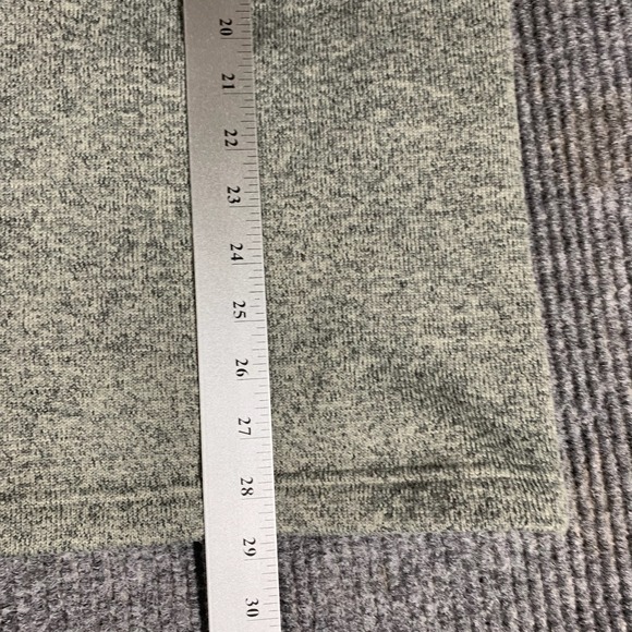 Levis Sweater Womens XL‎ Fits Large Cardigan Shacket Collared Pockets Comfort - Picture 11 of 12